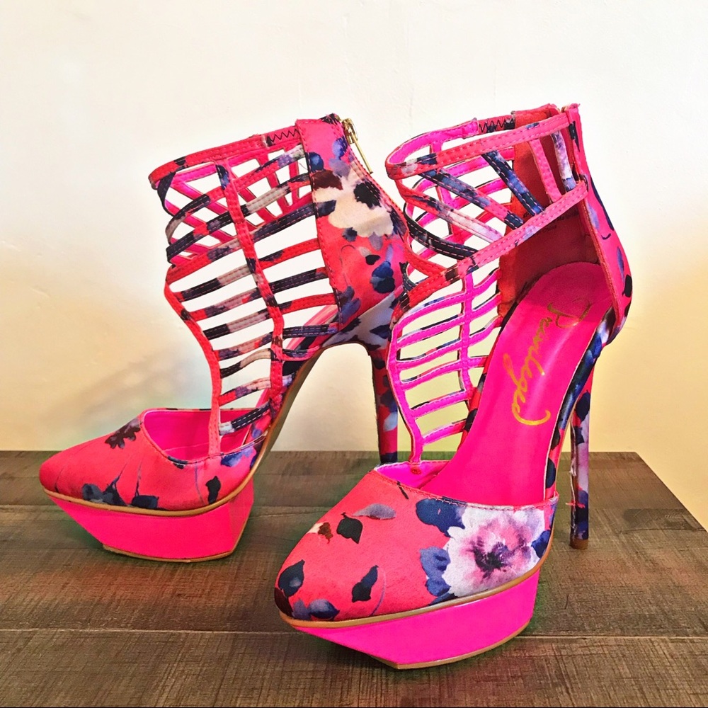 Privileged Take Me Out Heels Size 6